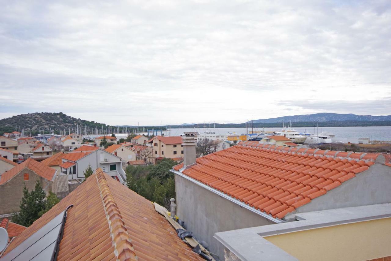 Zal Apartment Betina  Exterior photo