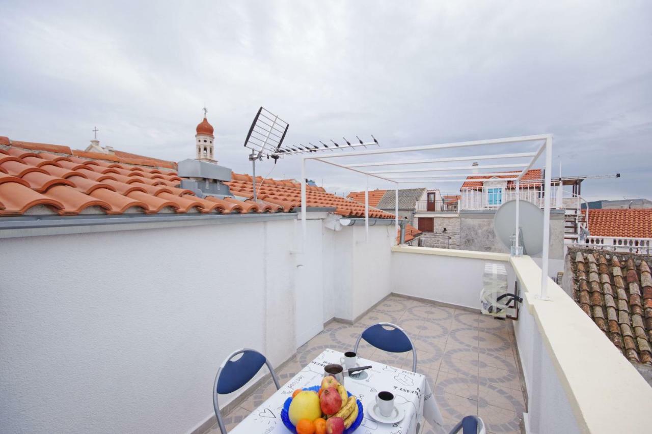 Zal Apartment Betina  Exterior photo